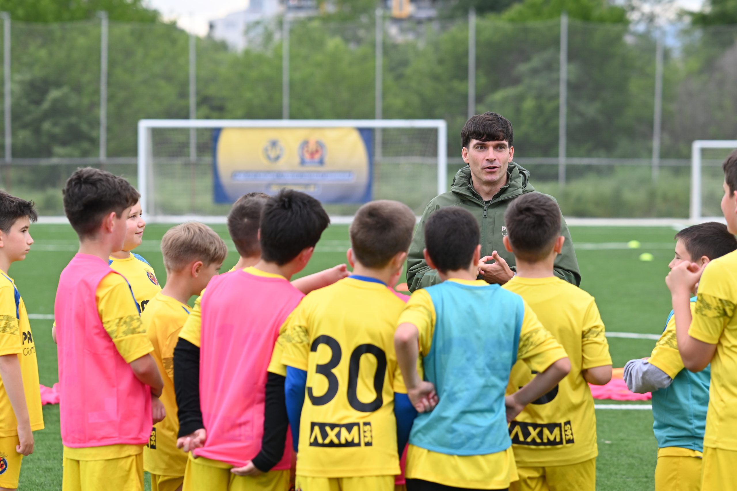Европски фудбал на нашиот терен: посета на Nano Márquez од Villarreal CF